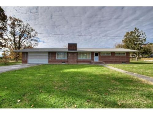 434 Ball Orchard Private Dr, Kingsport, TN 37660-6179