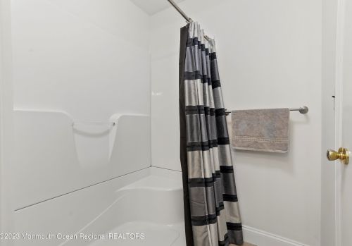 14-4 Providence Ct, East Freehold NJ  exterior