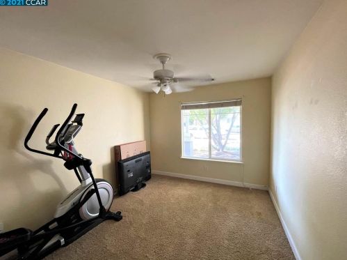 1221 Walnut Meadows Dr, Oakley CA  94561-6000 exterior