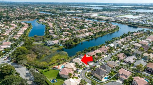 3471 177 Ave, Hollywood FL 33029-1672 exterior