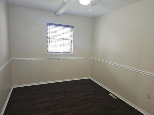 1548 Pinewind Dr, Alburtis PA 18011-2708 exterior