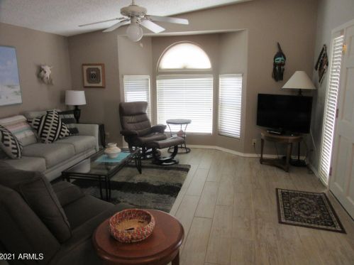 6233 Sawgrass Dr, Chandler, AZ 85249-4031