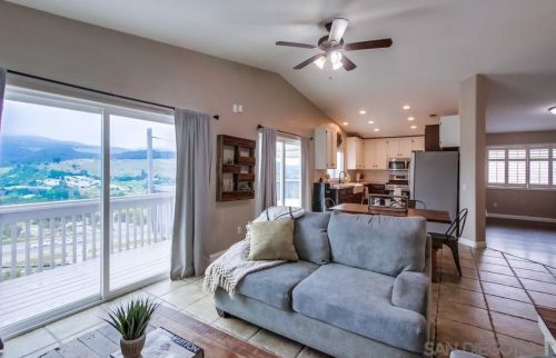 9150 Sesi Ln, Lakeside CA  92040-5800 exterior