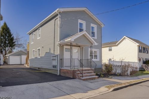 1768 Winfield St, Rahway, NJ 07065-3541
