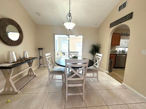 2062 Floresta Dr, Fort Pierce FL  34984-4706 exterior