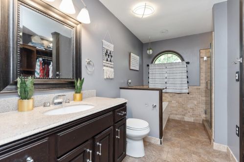 1755 Stuttgart Dr, Saint Martin OH  45118-8435 exterior