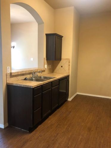 2505 Sedona St, Midlothian TX  76063-6066 exterior