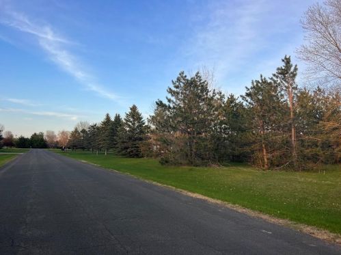 583 Spurline Cir, Hudson, WI 54016-7047