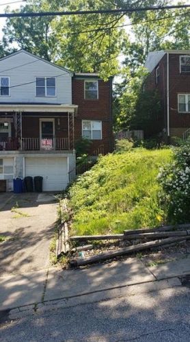 943 Woodbine St, Pittsburgh, PA 15201-1601