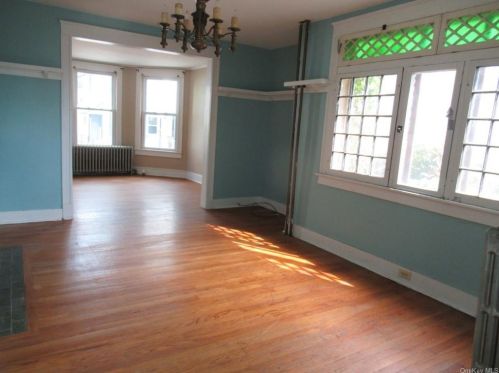 11 Schneider Ave, Highland Falls NY  10928-1409 exterior