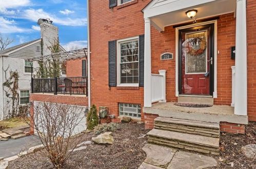 336 Inglewood Dr, Pittsburgh, PA 15228-1555