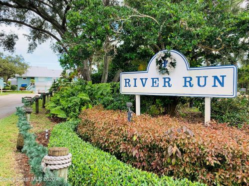 5908 River Run Dr, Sebastian, FL 32958-4709