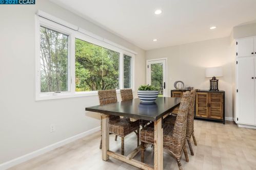 7 Calvin Ct, Orinda CA  exterior