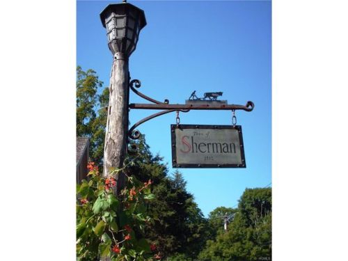 5 Bullymuck Rd, Sherman, CT 06784-1806