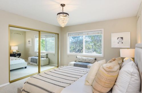 9 Thoreau Cir, Mill Valley CA  94941-4651 exterior