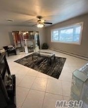 30 Osceola Ave, Deer Park, NY 11729-2411