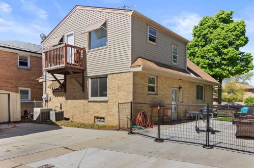 3370 Howell Ave, Milwaukee, WI 53207-2744