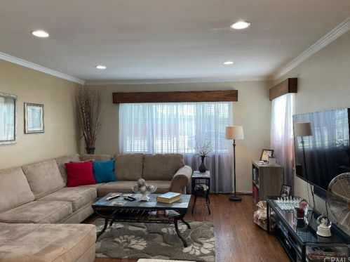 8031 Passons Blvd, Pico Rivera CA  90660-4723 exterior