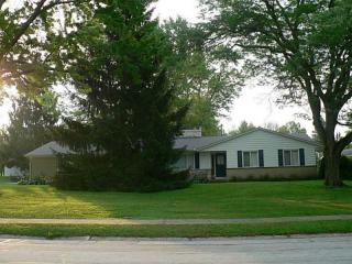1526 Beck Dr, Sidney OH  45365-1904 exterior