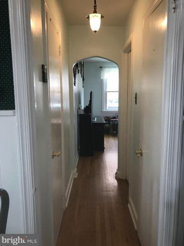 26 Johns Rd, Cheltenham PA  19012-1420 exterior