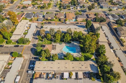 17730 Regency Cir, Bellflower CA  90706-7005 exterior