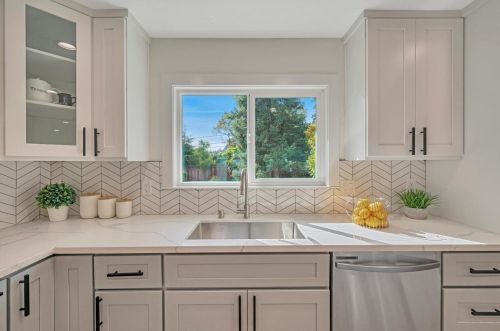 972 Glennan Dr, Redwood City CA  94061-1126 exterior