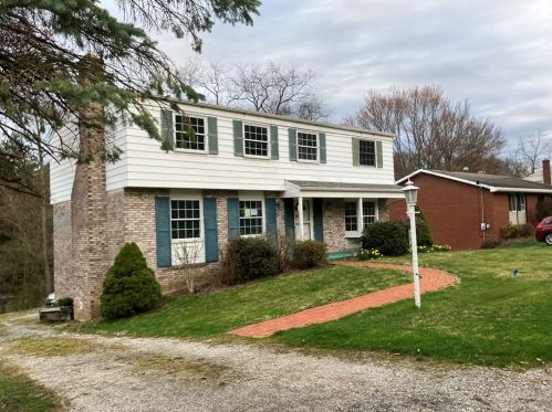 2903 Greenfield Rd, Glenshaw, PA 15116-1199