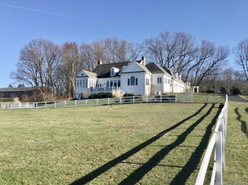 175 Tryon St, South Glastonbury, CT 06073-2023