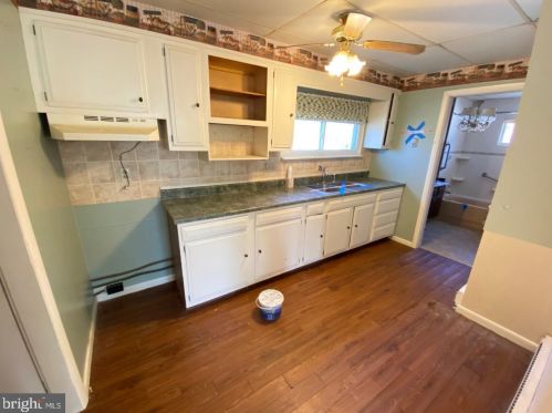 825 Elizabeth Dr, Molino PA  17961-1503 exterior