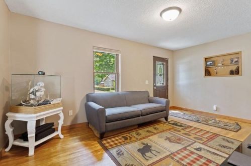 407 3rd St, New Johannesburg WI  54017-2012 exterior