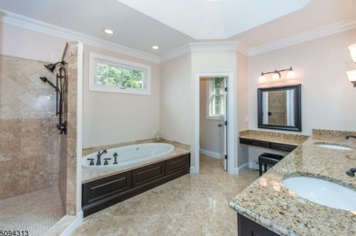 17 Kennedy Rd, Greystone Park NJ  07950-2311 exterior