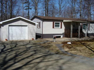 105 Red Oak Ct, Tafton, PA 18464-7774