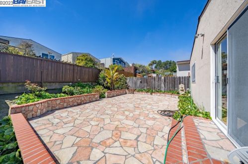 166 Plymouth Cir, Daly City CA  94015-2860 exterior