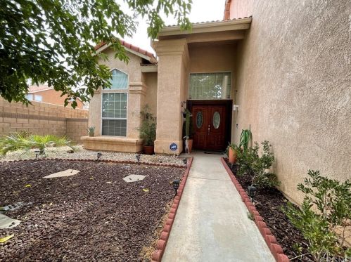 43303 8th St, Lancaster, CA 93535-4769