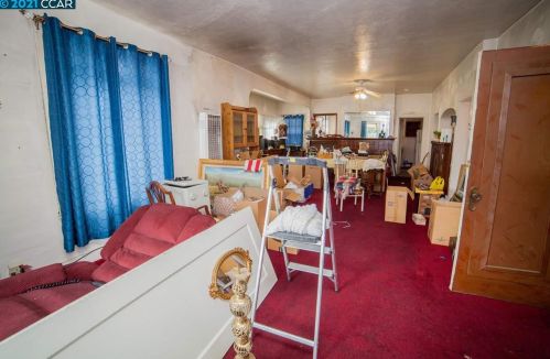 1523 28th Ave, Oakland CA  94601-1633 exterior