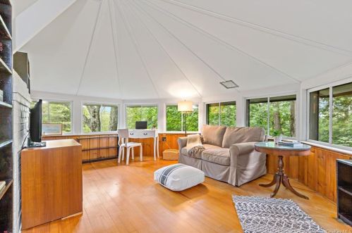 365 Elm Rd, Briarcliff NY  10510-2207 exterior