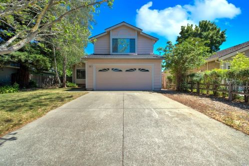 331 Killingsworth Cir, Vacaville, CA 95687-3374