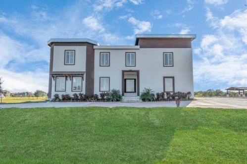 703 Leaning Oak Trl, Richmond TX  77406-4653 exterior