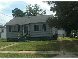 715 Waukesha Ave, Norfolk, VA 23509-1536