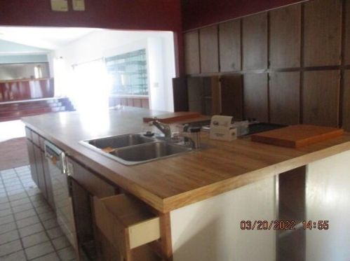 1855 Beacon St, Washington Ch OH  43160-1759 exterior