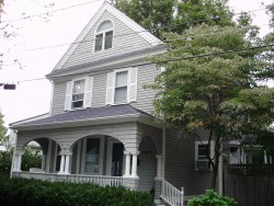 13 Murray Ter, Newton, MA 02465-1804