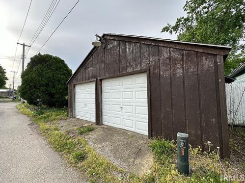 226 Jefferson Blvd, Mishawaka IN  46545-0056 exterior