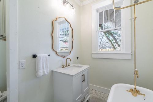 3808 Pne St, Greenville TX  75401-5324 exterior