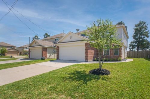 9924 Grebe Dr, Conroe, TX 77385-4580