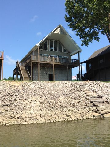 1318 Whites Creek Ln, Decaturville, TN 38329-5527