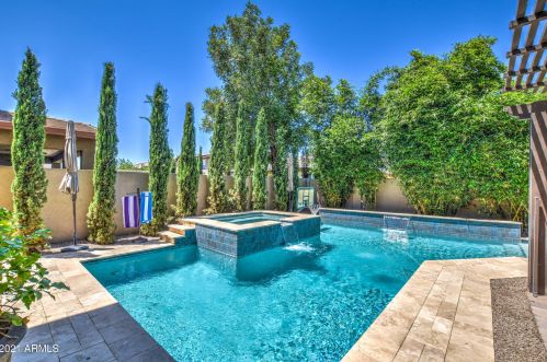 3962 Amber Ln, Gilbert, AZ 85296-1845