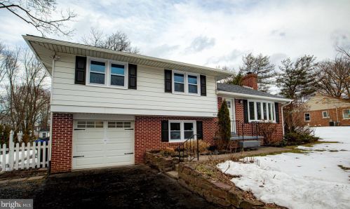 469 4th St, Souderton, PA 18964-1314