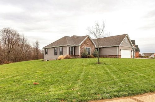 2201 Shannon Mills Dr, Renfrew, PA 16053-9541