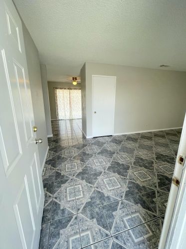 15953 La Verida Ct, Victorville, CA 92395-3489