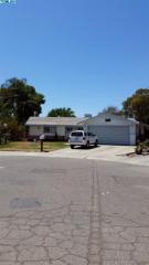 4345 Country Ave, Visalia, CA 93277-5741